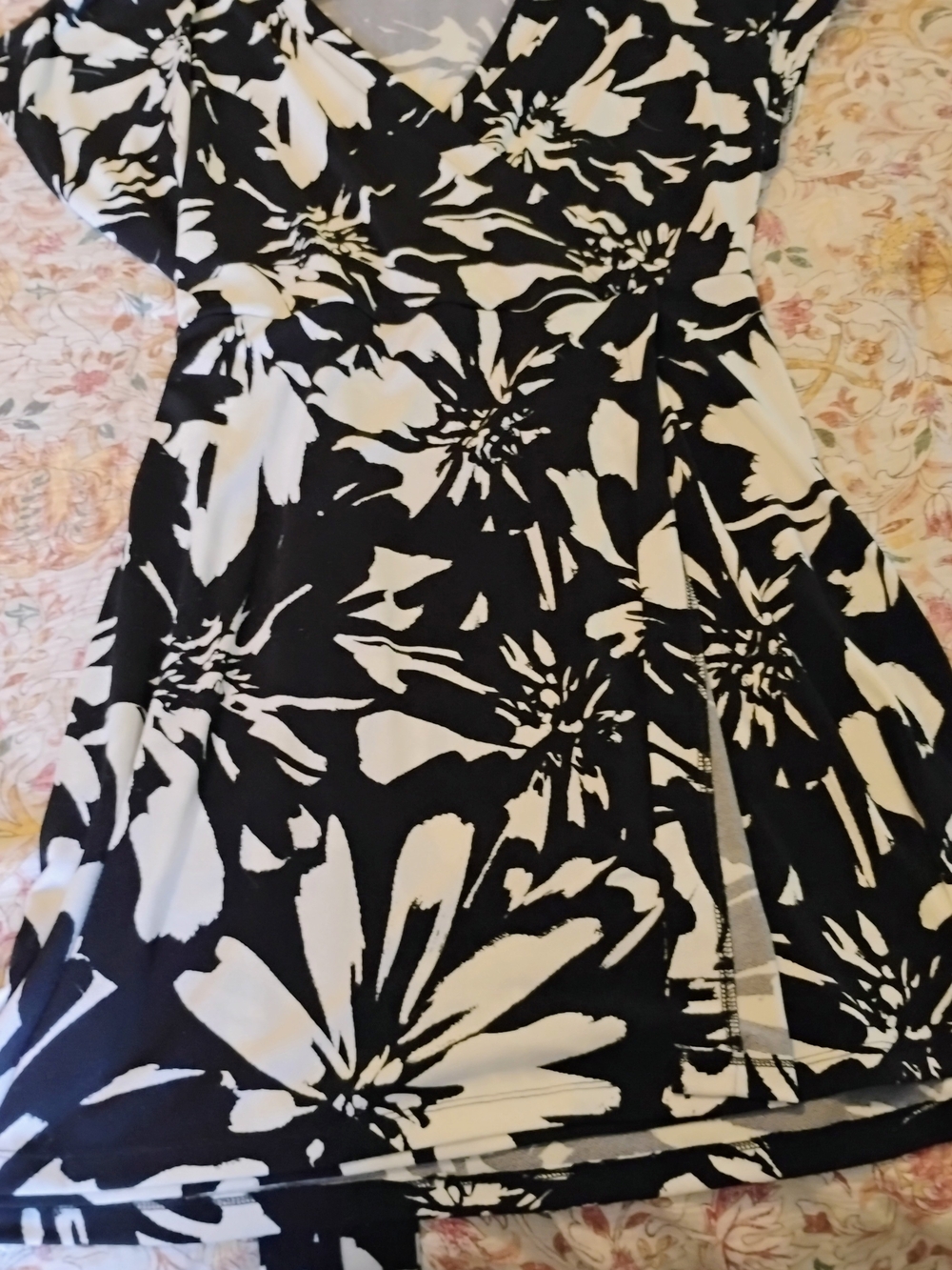 Nine West Black and White Floral Midi Dress